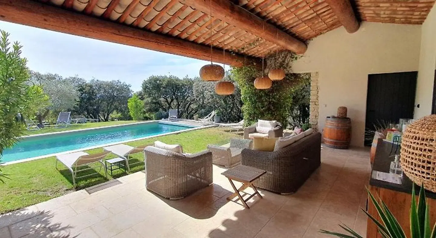 Les Terrasses TERRACE