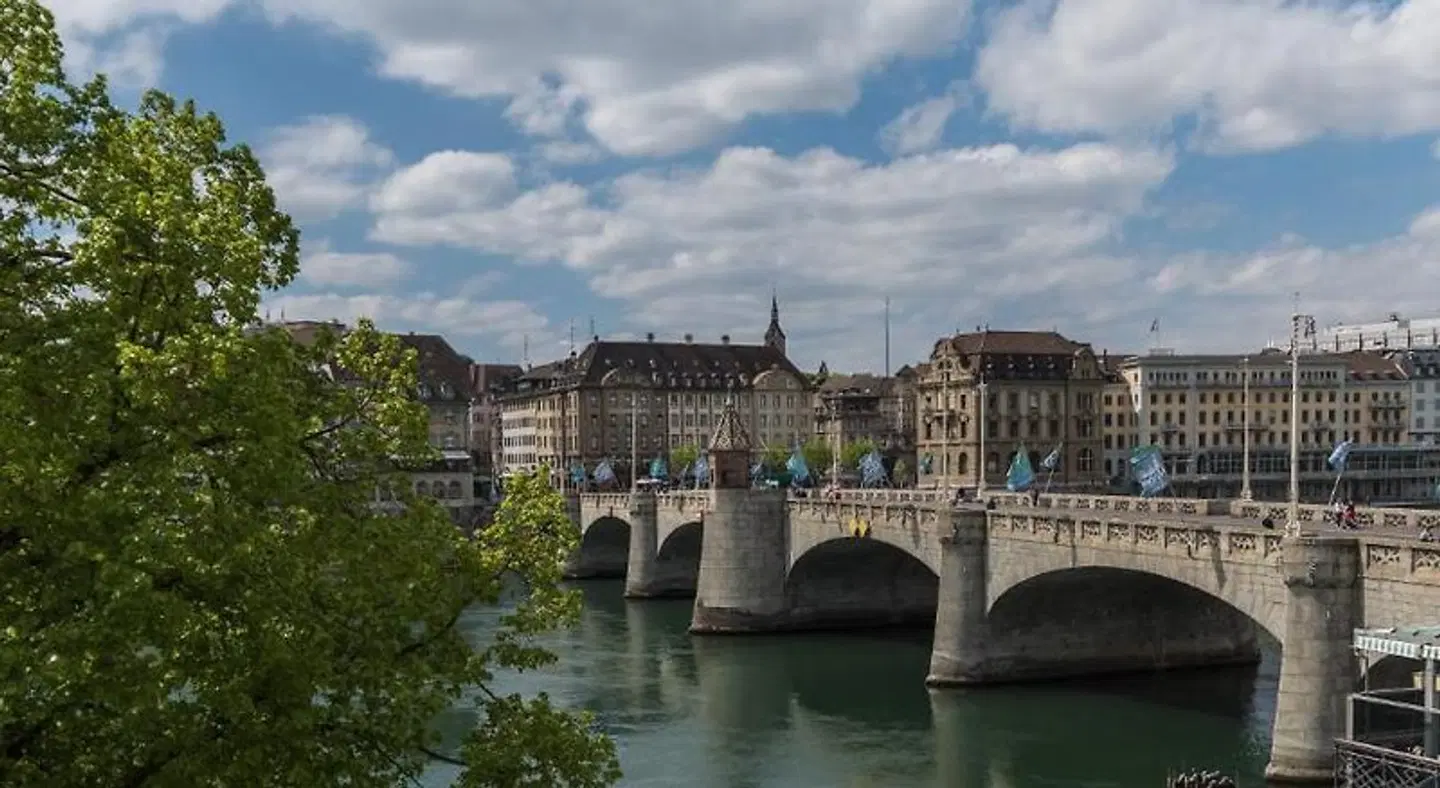East-West Riverside Hotel Basel EXTERIOR