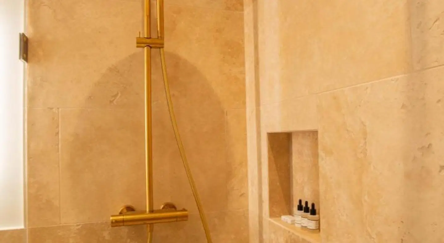 Opera Residence BATHROOM