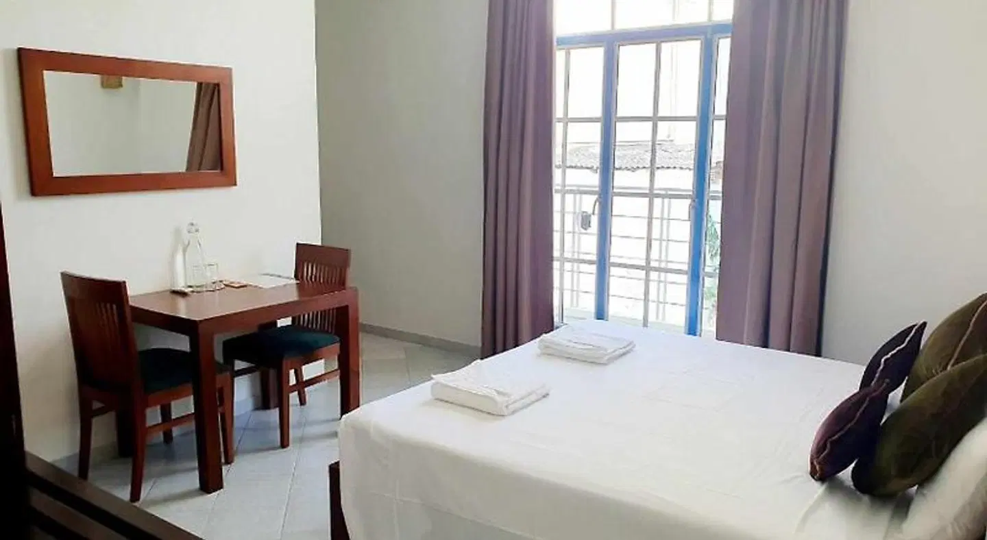 Mount Bay Guest House ROOM_EXAMPLE