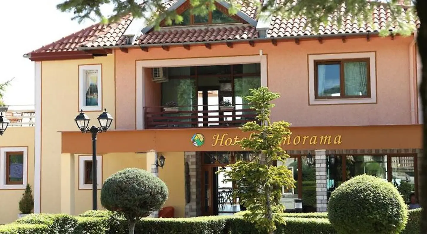 Hotel Panorama Dajt EXTERIOR