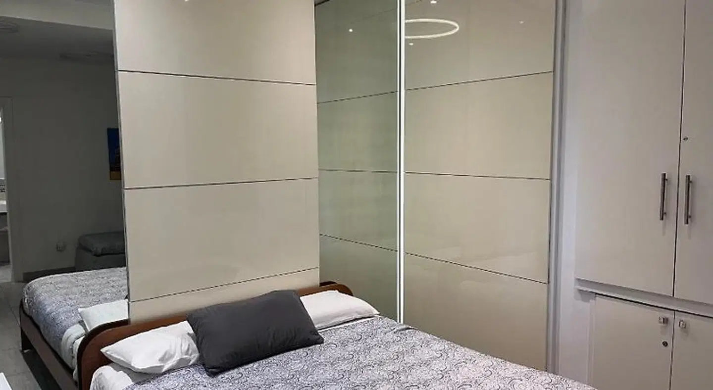 International Garibaldi ROOM_EXAMPLE