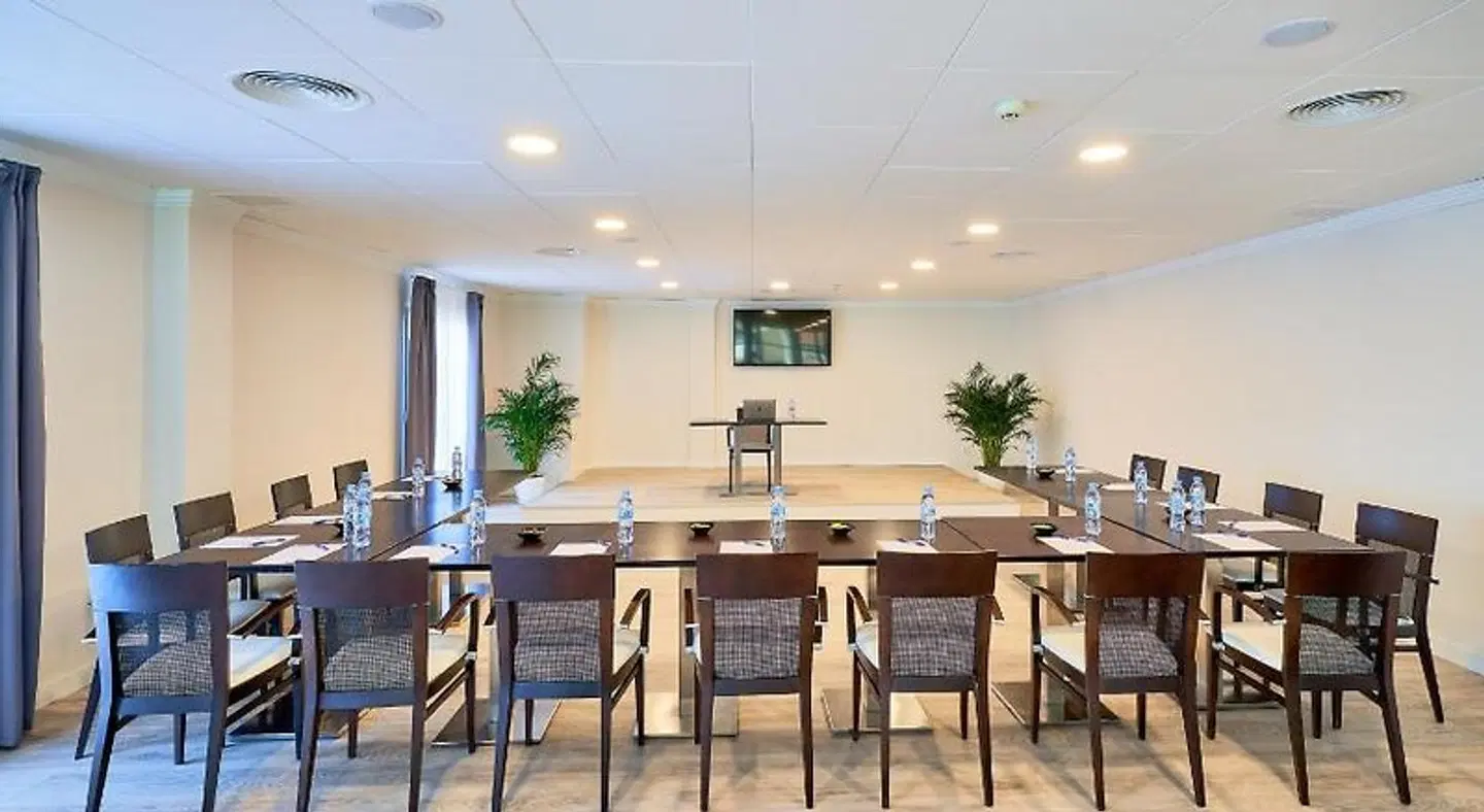 Smart Hotel La Sagra CONFERENCE