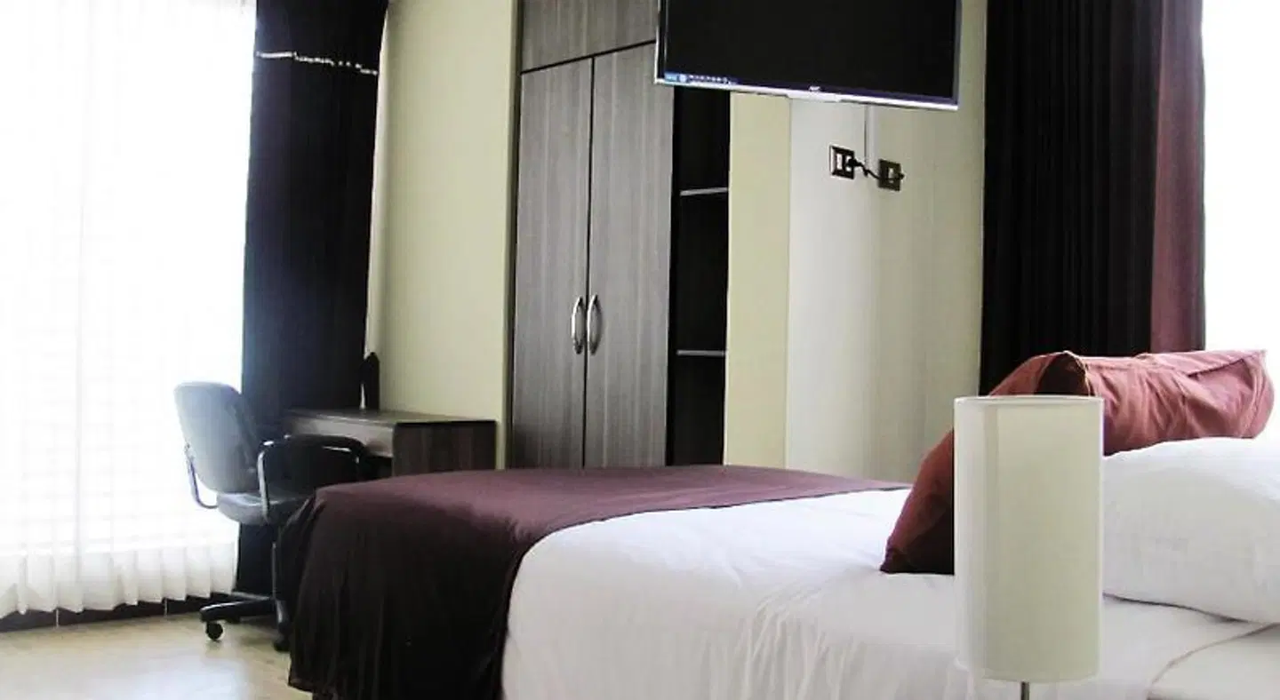 D' Carlo Class ROOM_EXAMPLE