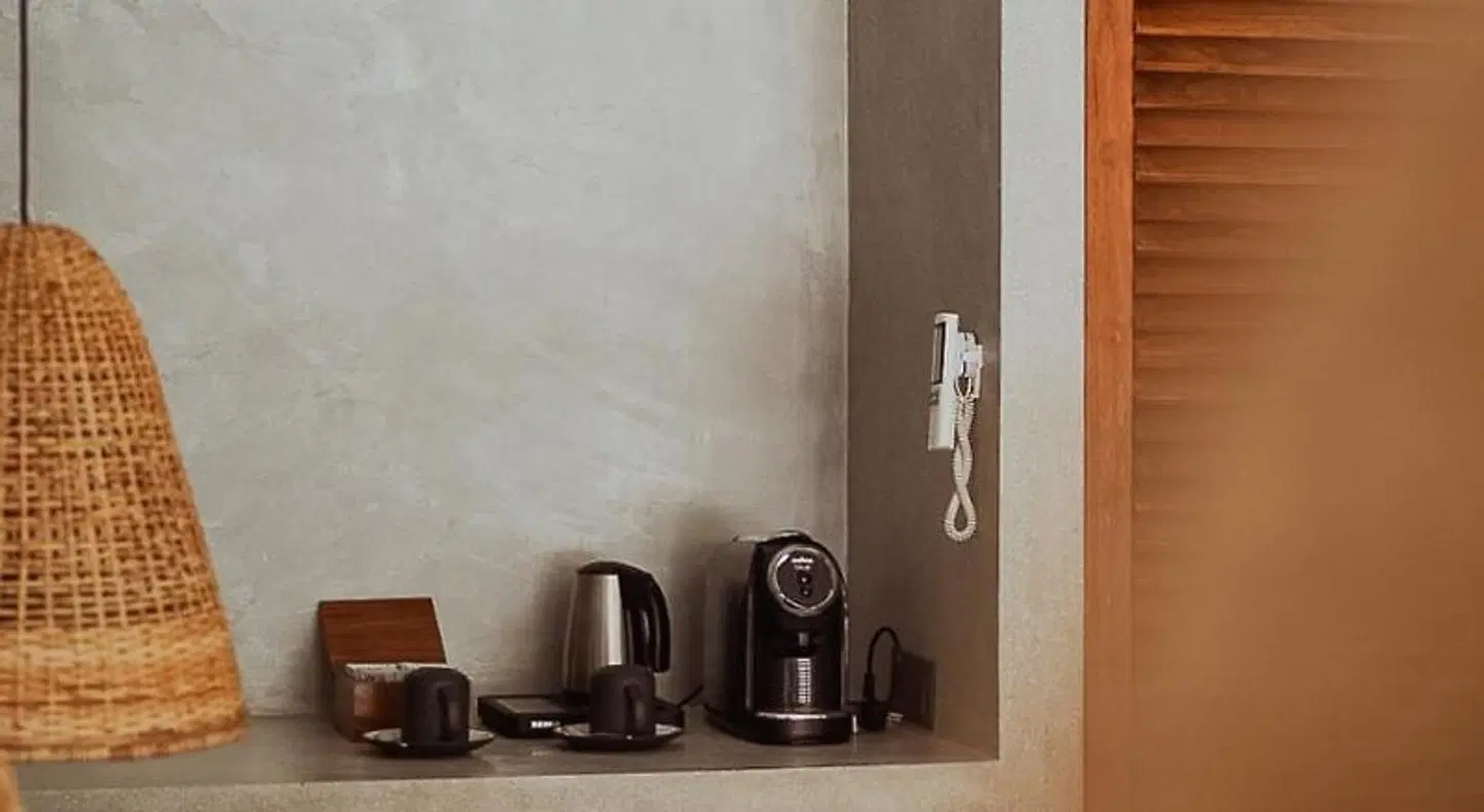 The Salty Pelican BATHROOM