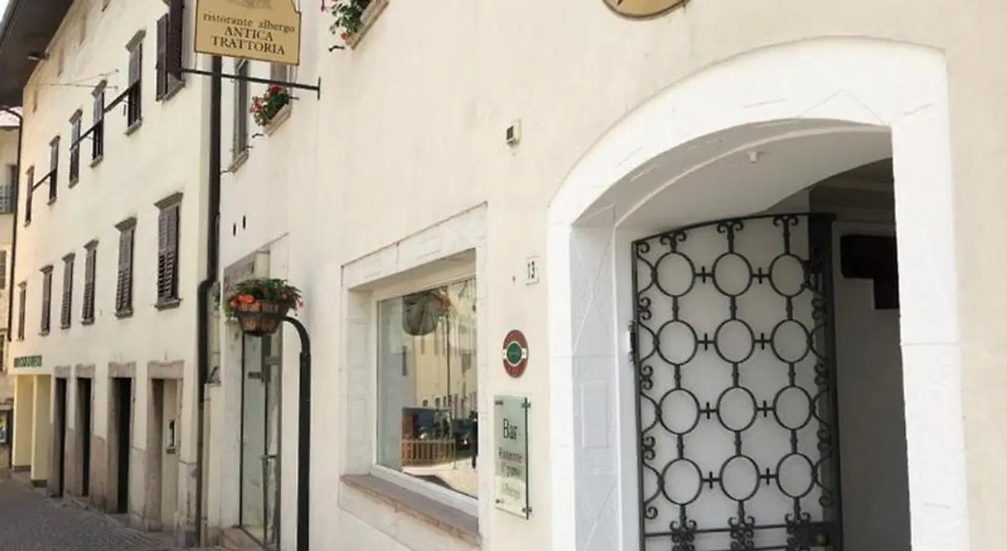 Antica Trattoria EXTERIOR
