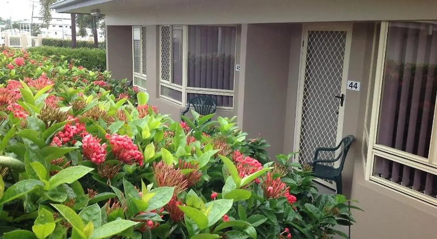 Port Denison Motor Inn GARDEN