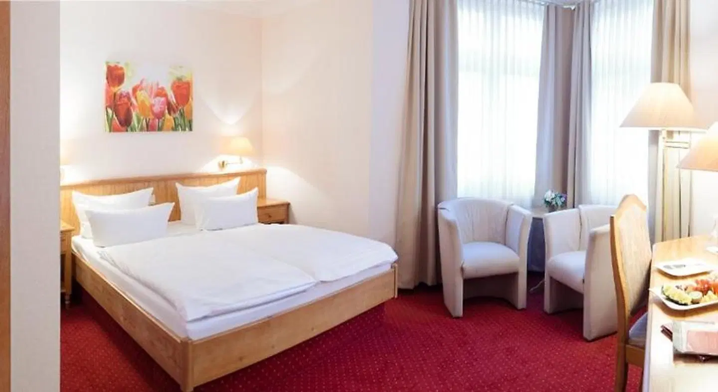 Flora ROOM_EXAMPLE
