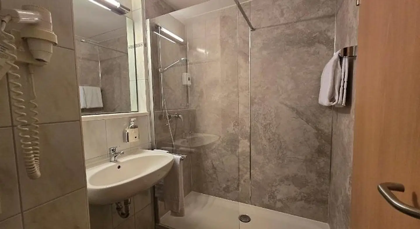 Miratel BATHROOM
