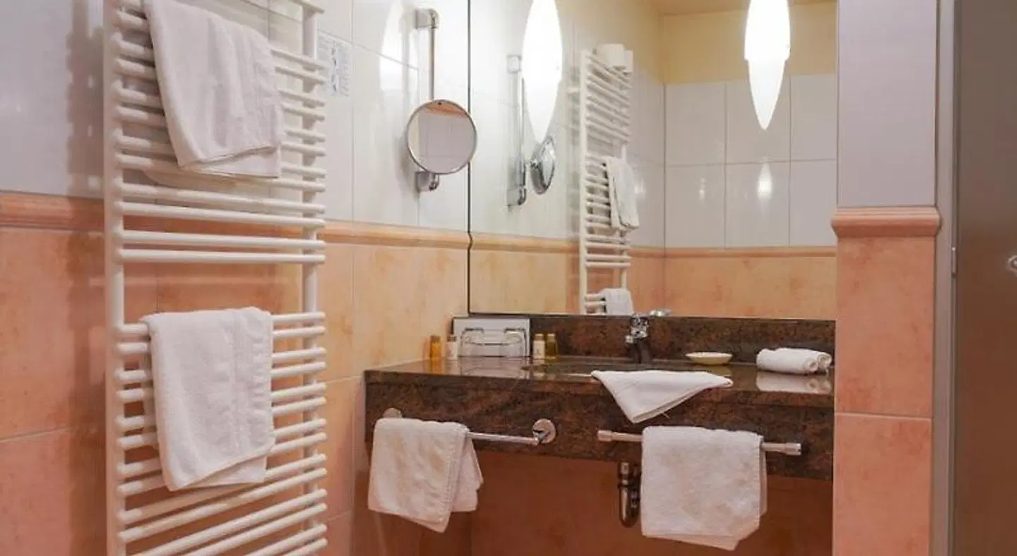 Ostfriesenhof BATHROOM