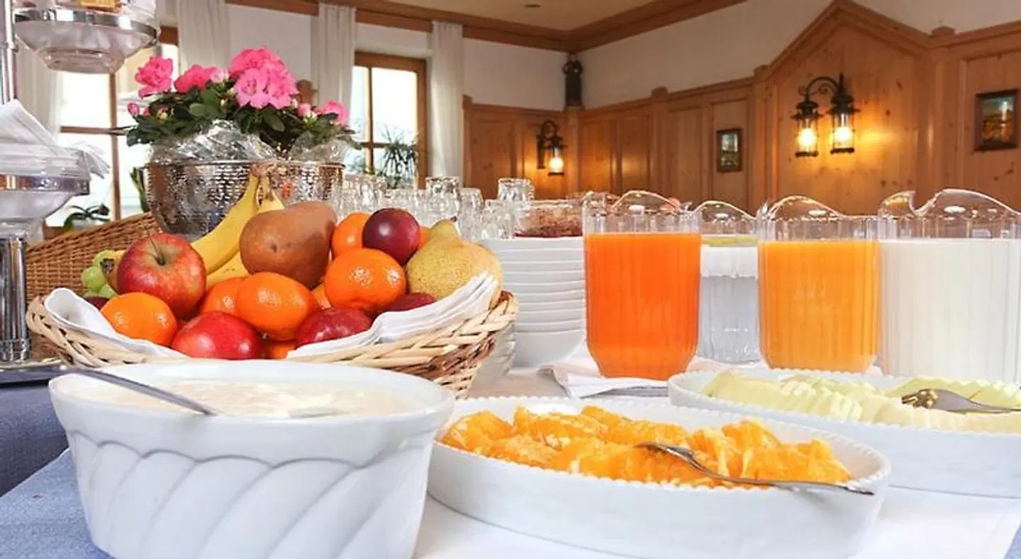 Bayerischer Hof RESTAURANT