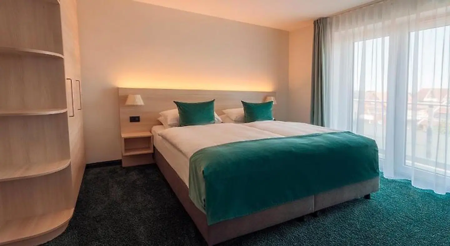 Hotel Schelf GmbH & Co. KG ROOM_EXAMPLE