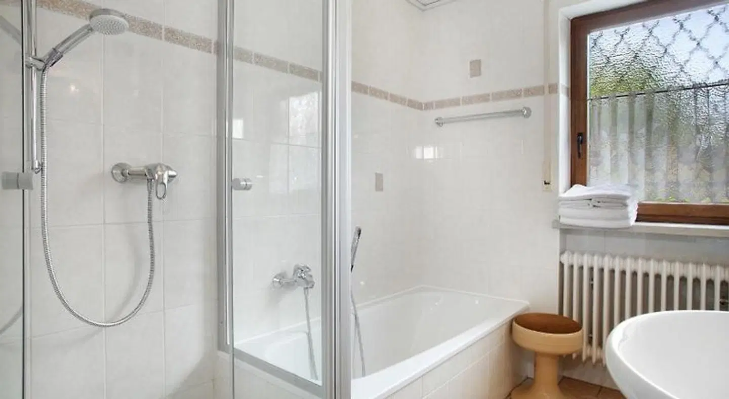 Hotel Garni Vitamari BATHROOM