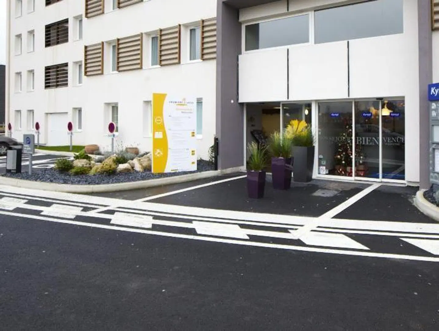 B&B Hotel Paris Nord Gonesse Parc des Expos EXTERIOR