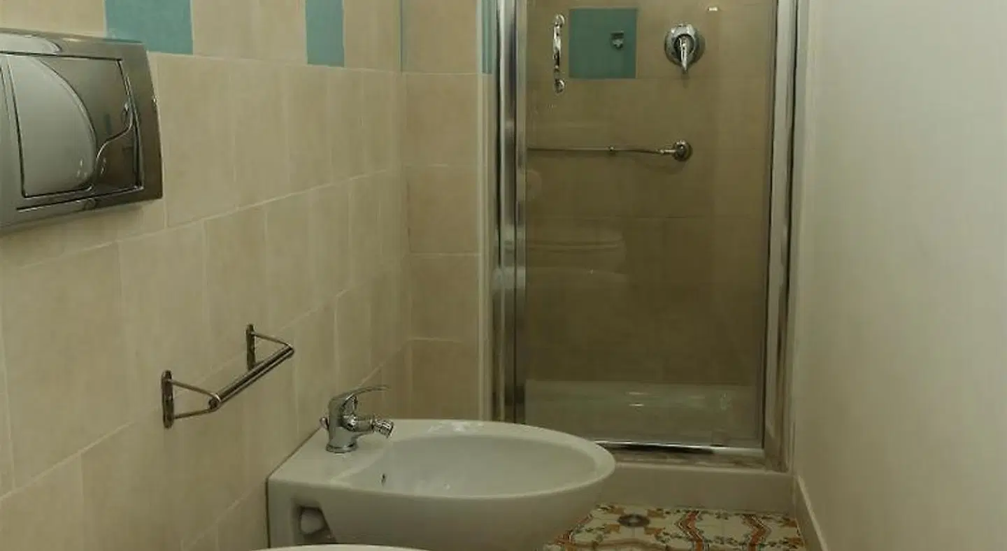 B&B Le Saline BATHROOM