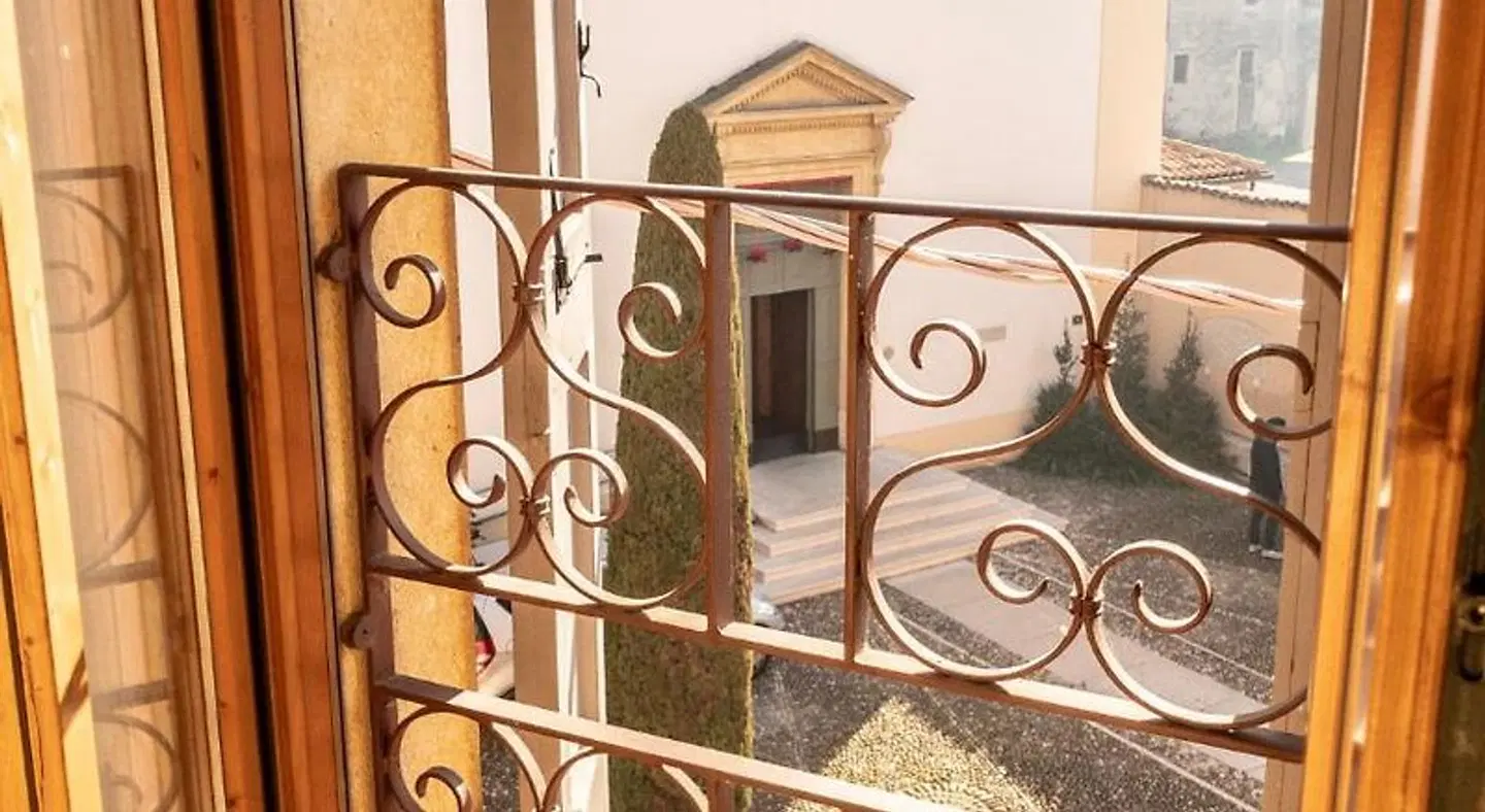 Le Finestre Su Borghetto MODEL_IMPRESSION