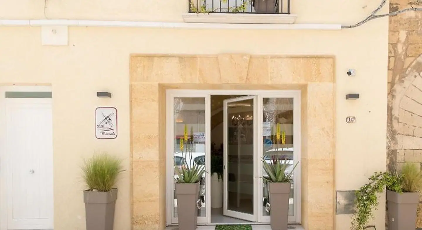 B&B MARSALA EXTERIOR
