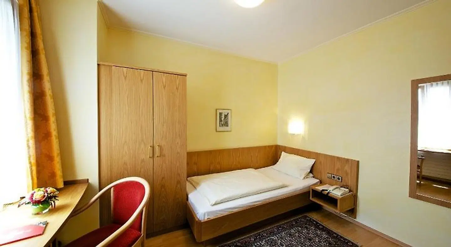 Hirschen ROOM_EXAMPLE