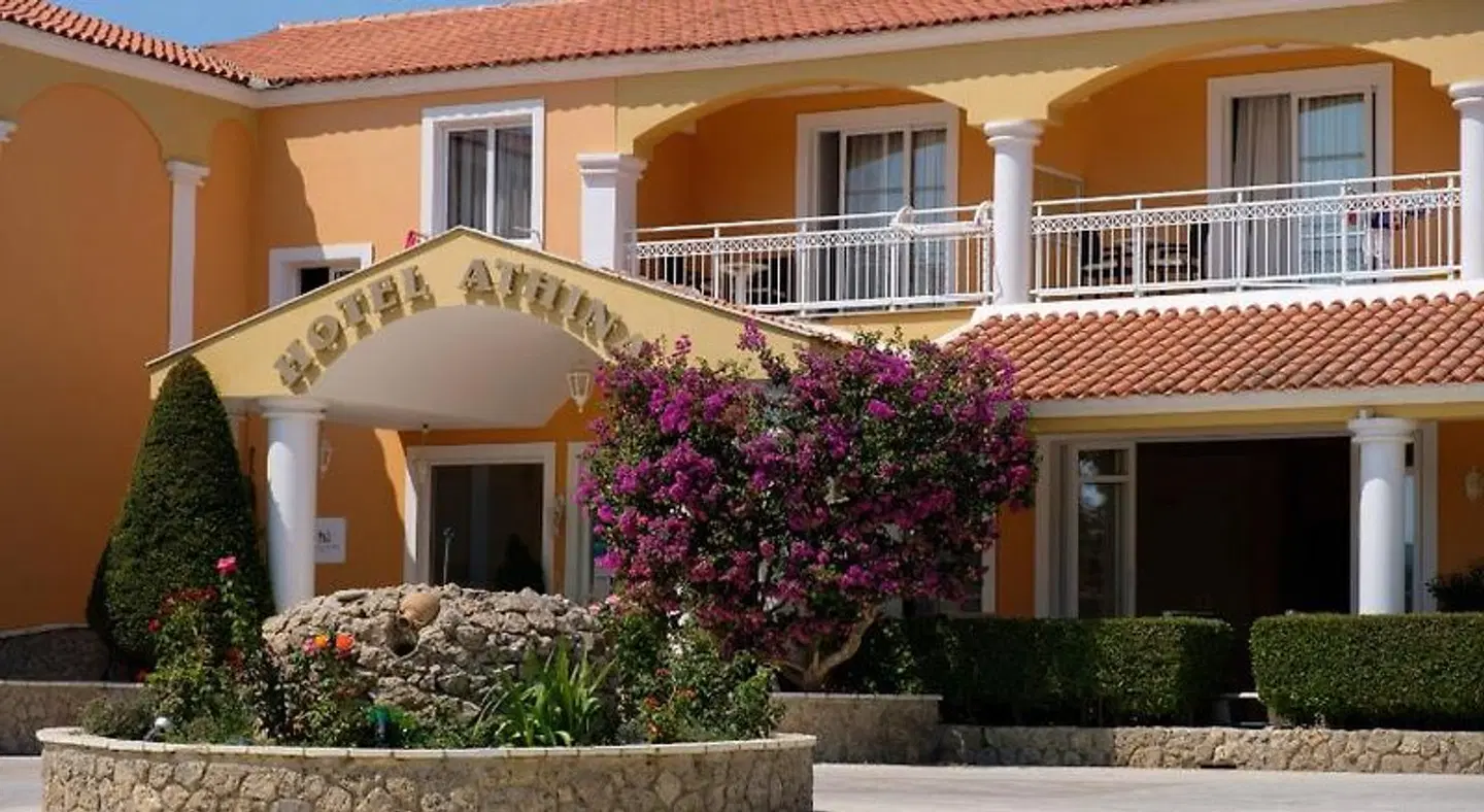 Hotel Athina EXTERIOR