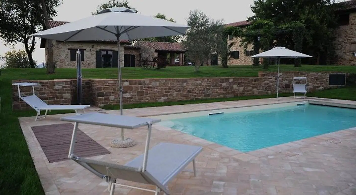 Azienda Agraria Montelujano OUTDOOR_POOL