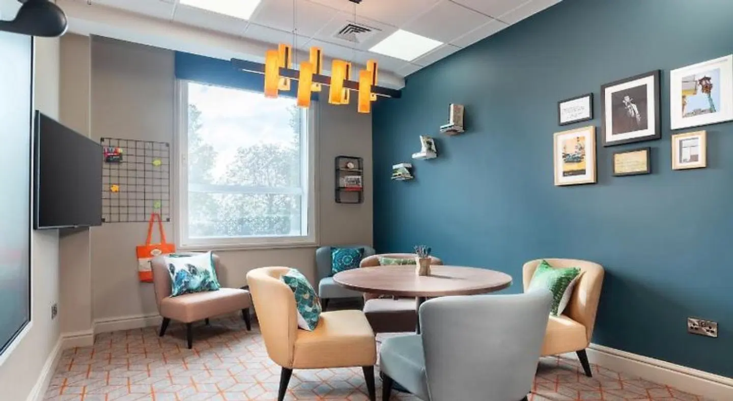 Hilton Garden Inn London Heathrow Airport BAR