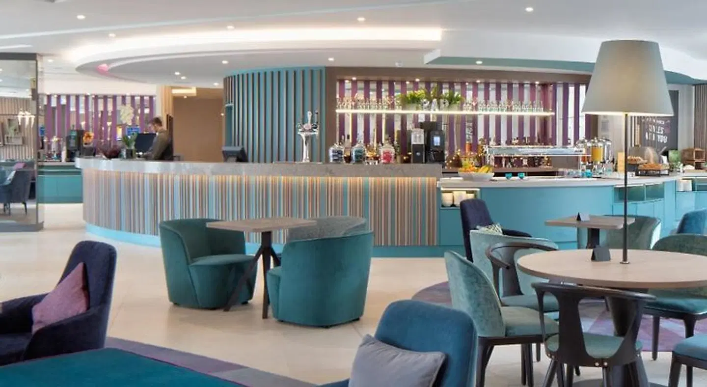 Hampton by Hilton York Piccadilly BAR