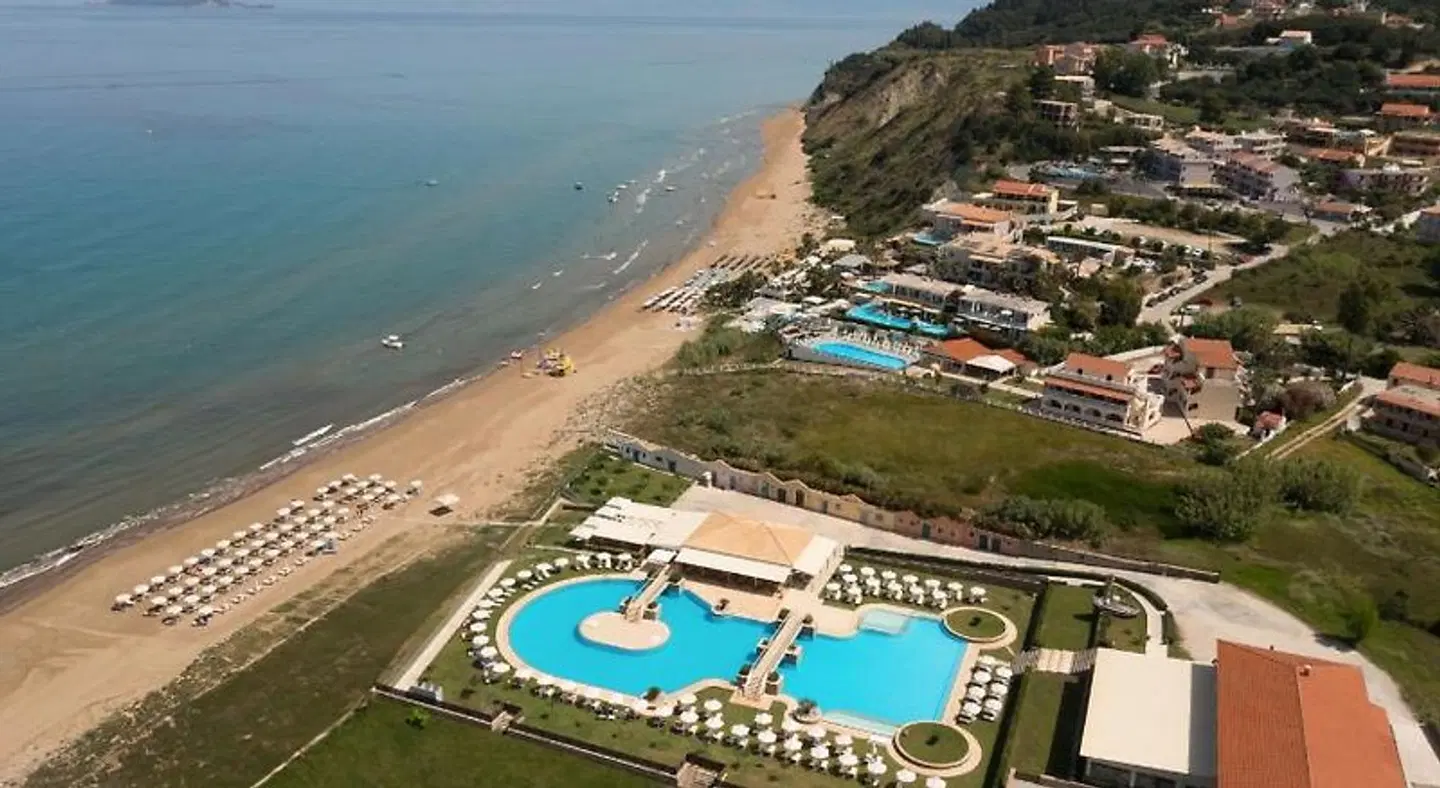 Hotel Athina OUTDOOR_POOL