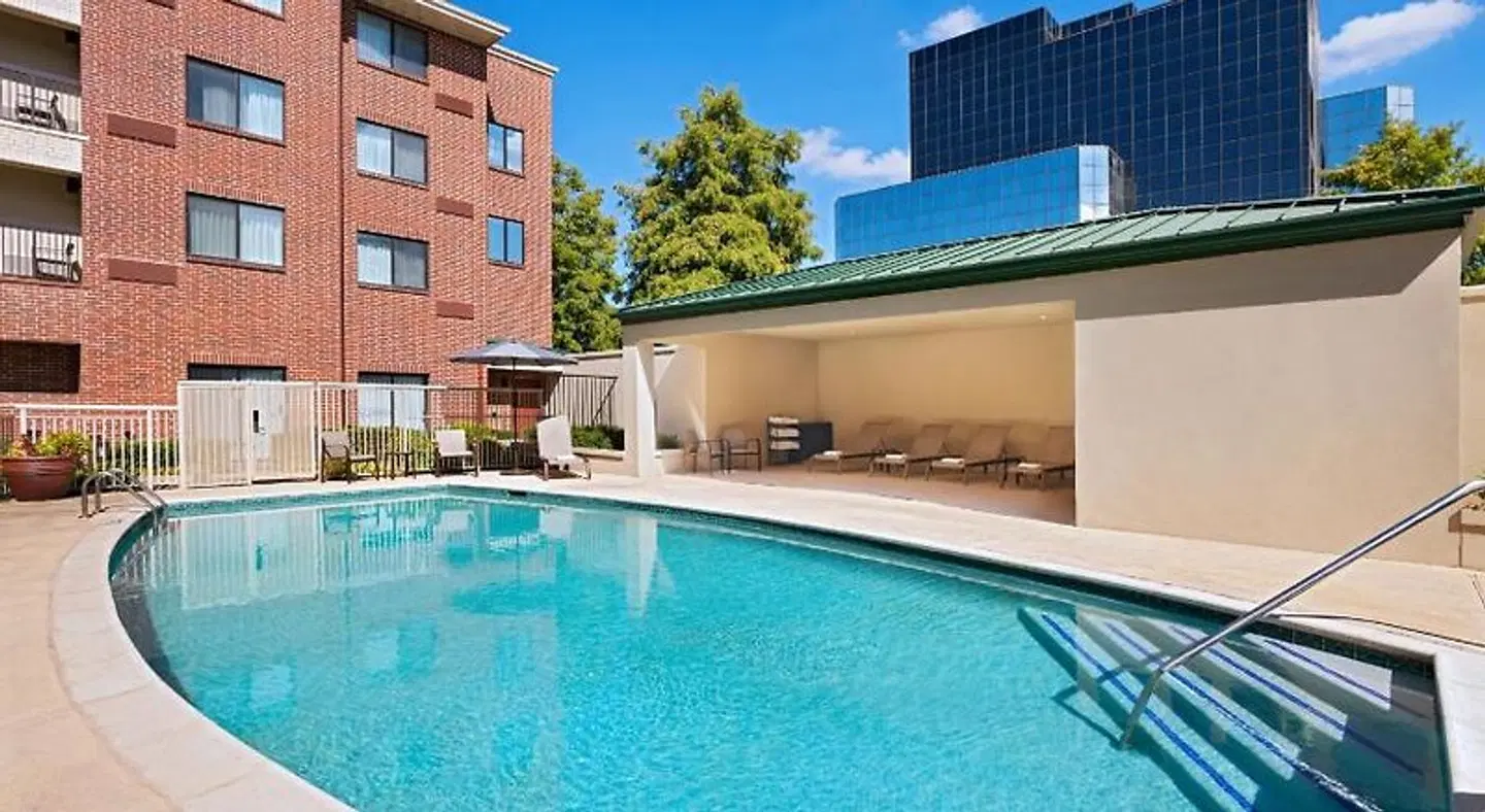 Courtyard by Marriott Dallas DFW Airport South/Irving OUTDOOR_POOL