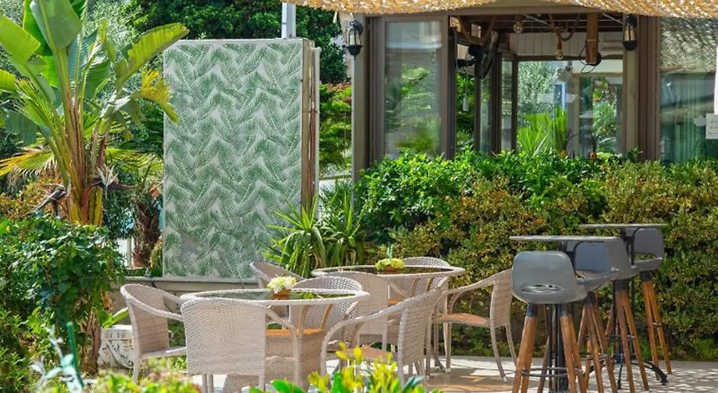 Citrus Park Hotel TERRACE