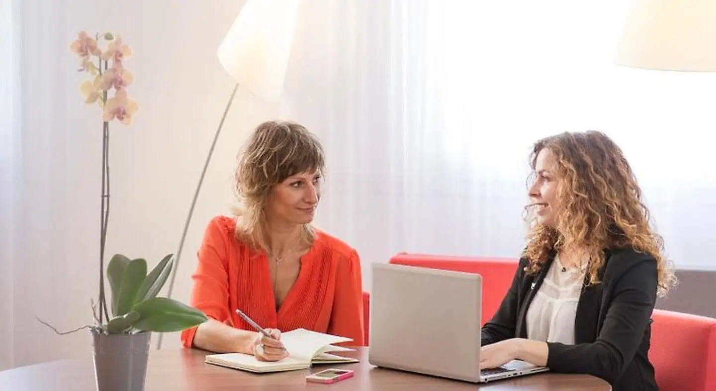 Novotel Suites Paris Stade de France PEOPLE