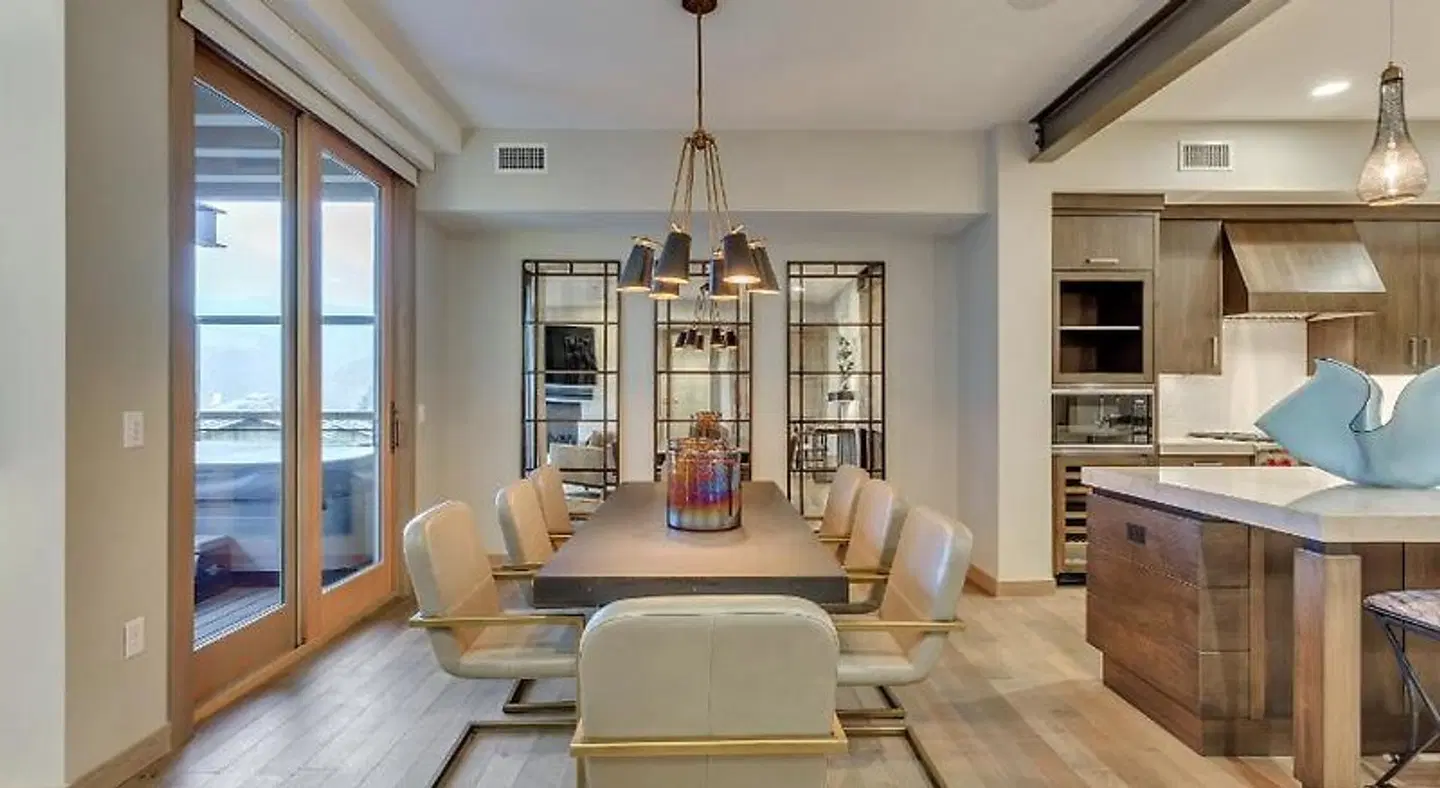 Stein Eriksen Residences LOUNGE_LOBBY