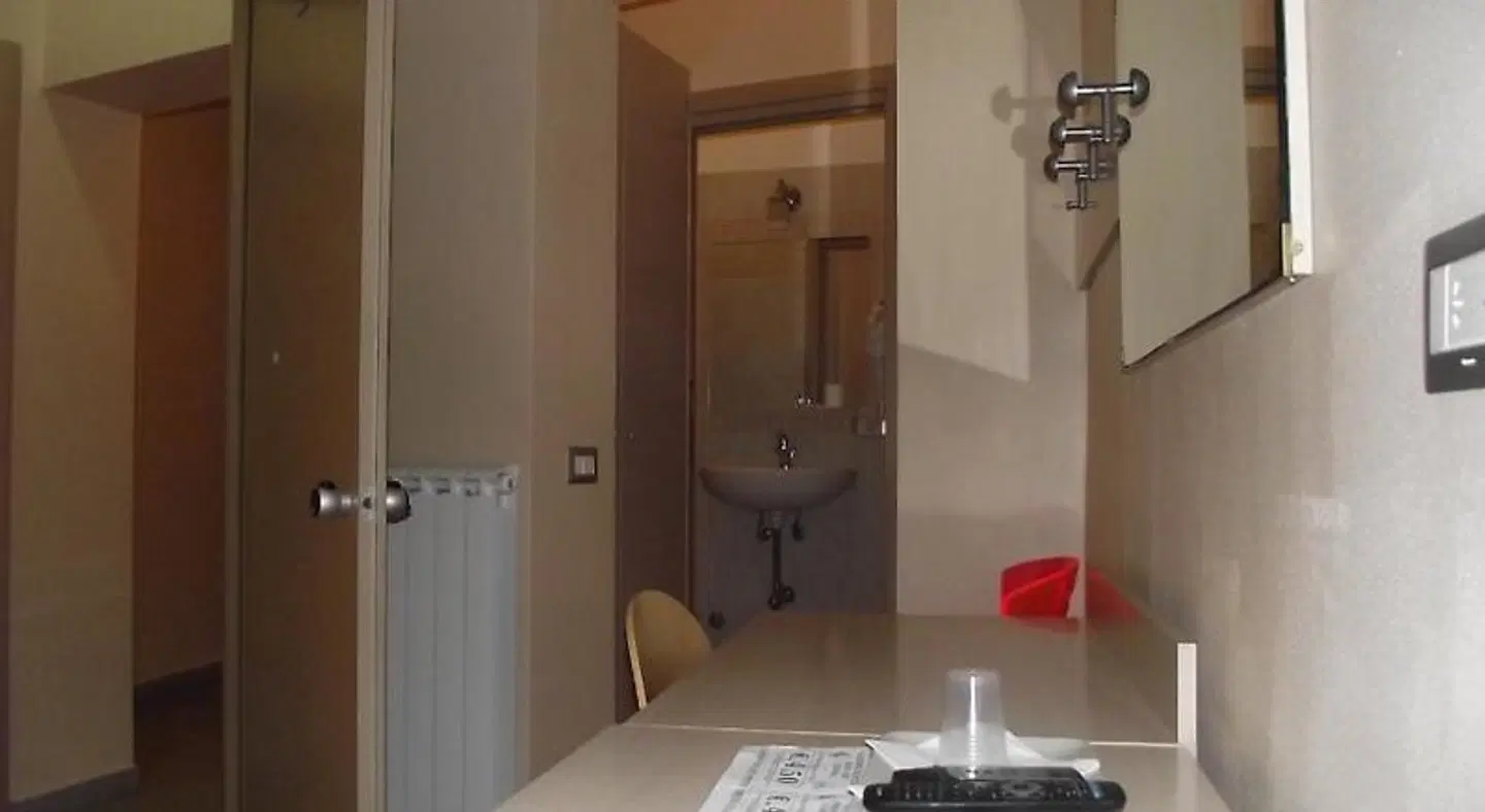 Hotel Elide BATHROOM