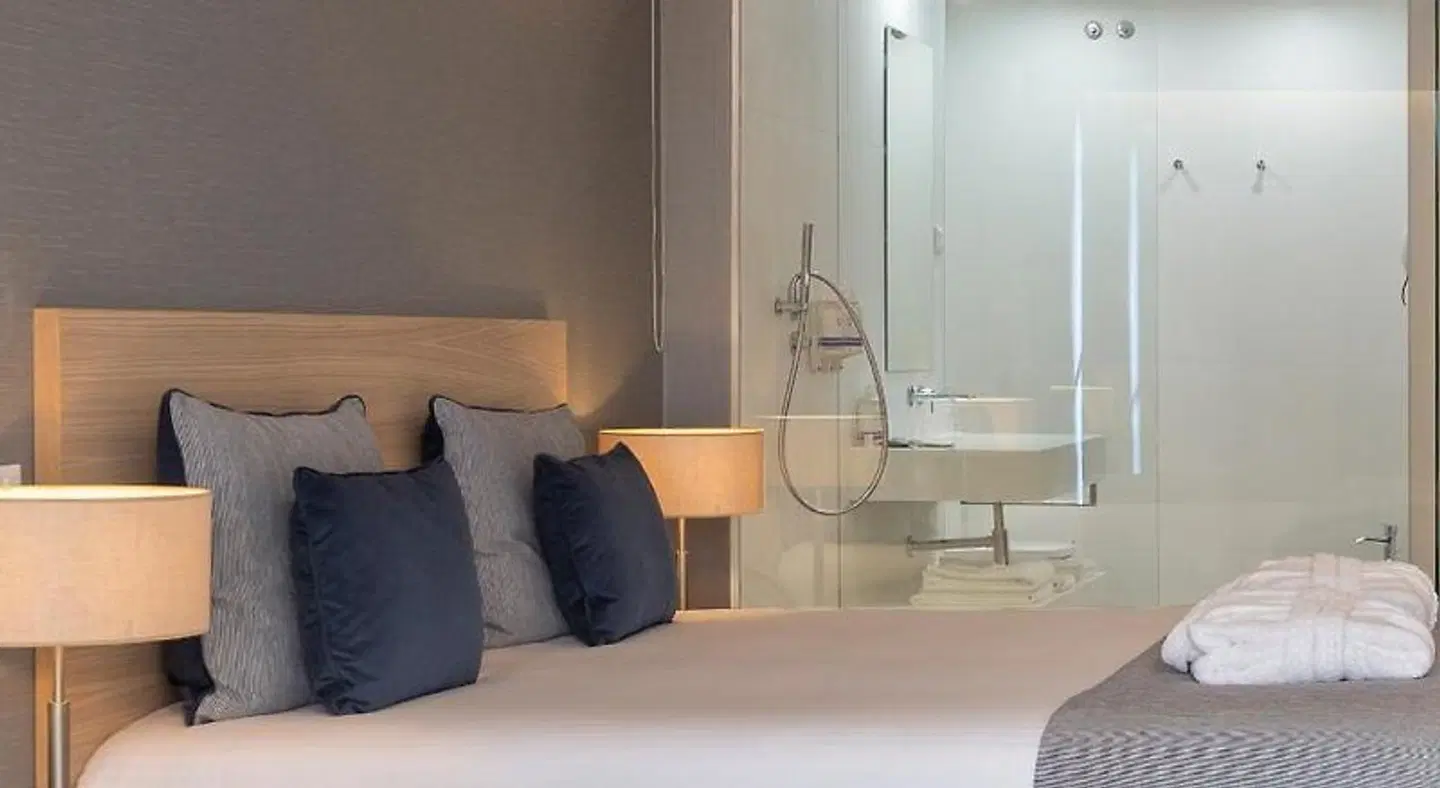 Longevity Health & Wellness Hotel ROOM_EXAMPLE