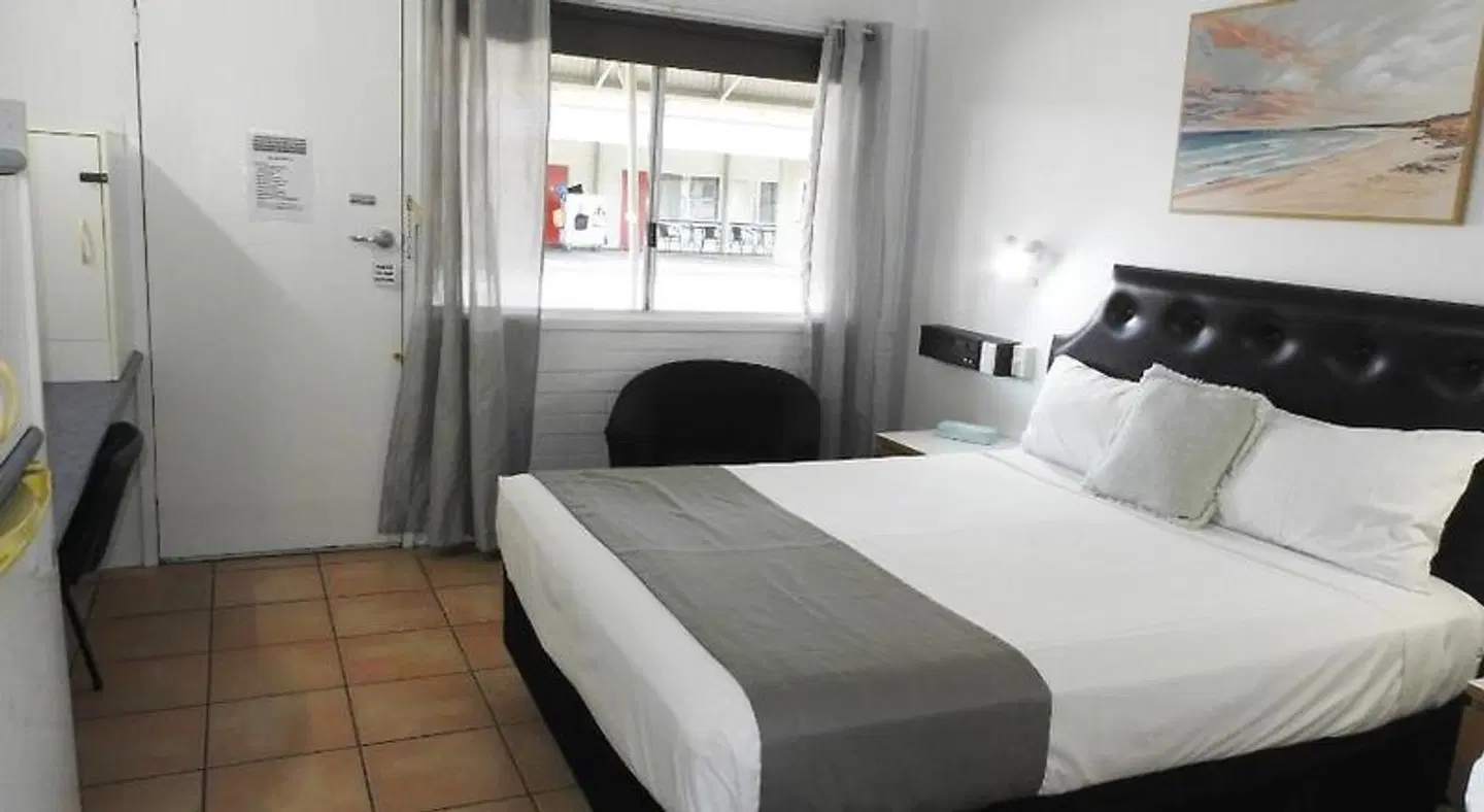 Tropic Coast Motel ROOM_EXAMPLE