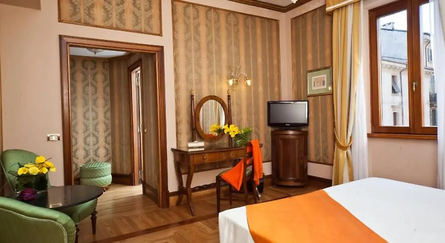 Due Torri Hotel ROOM_EXAMPLE