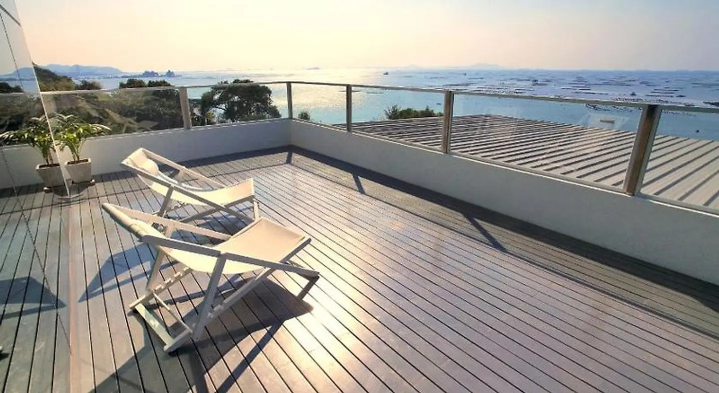 Balcony Seaside Hotel & Serviced Apartment TERRACE