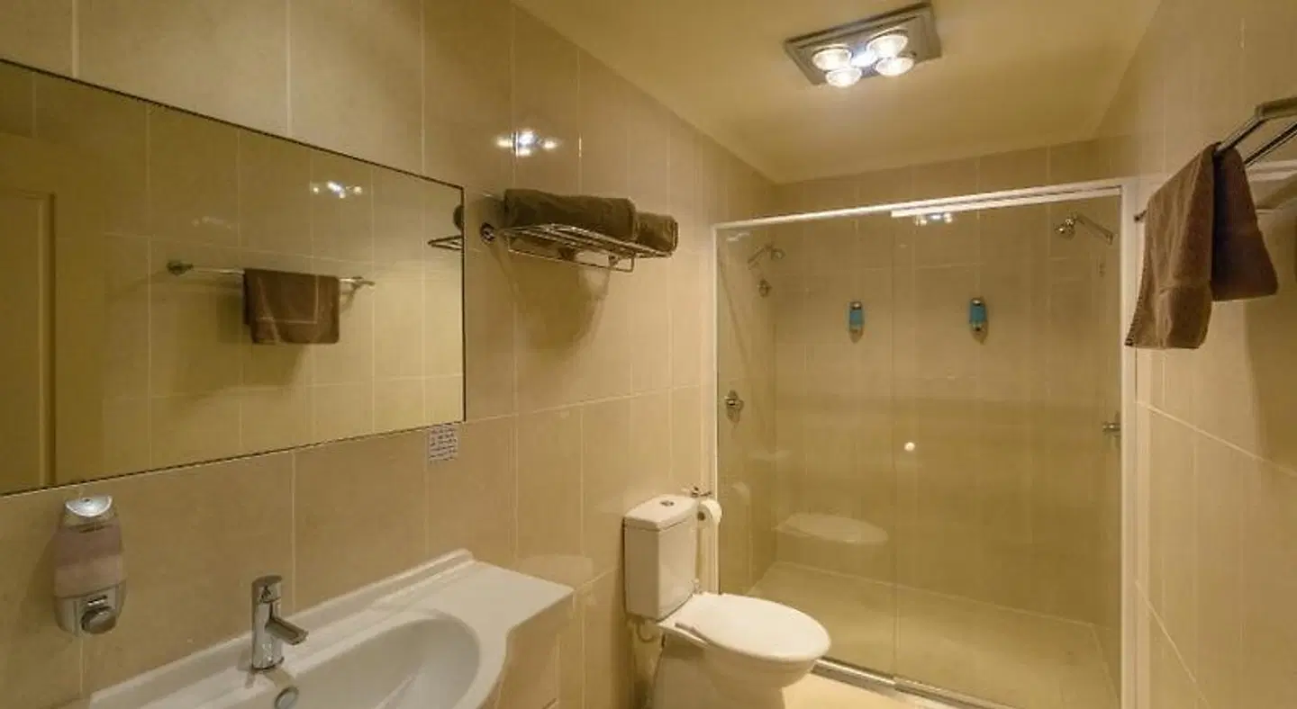 Wollongong Surf Leisure Resort BATHROOM