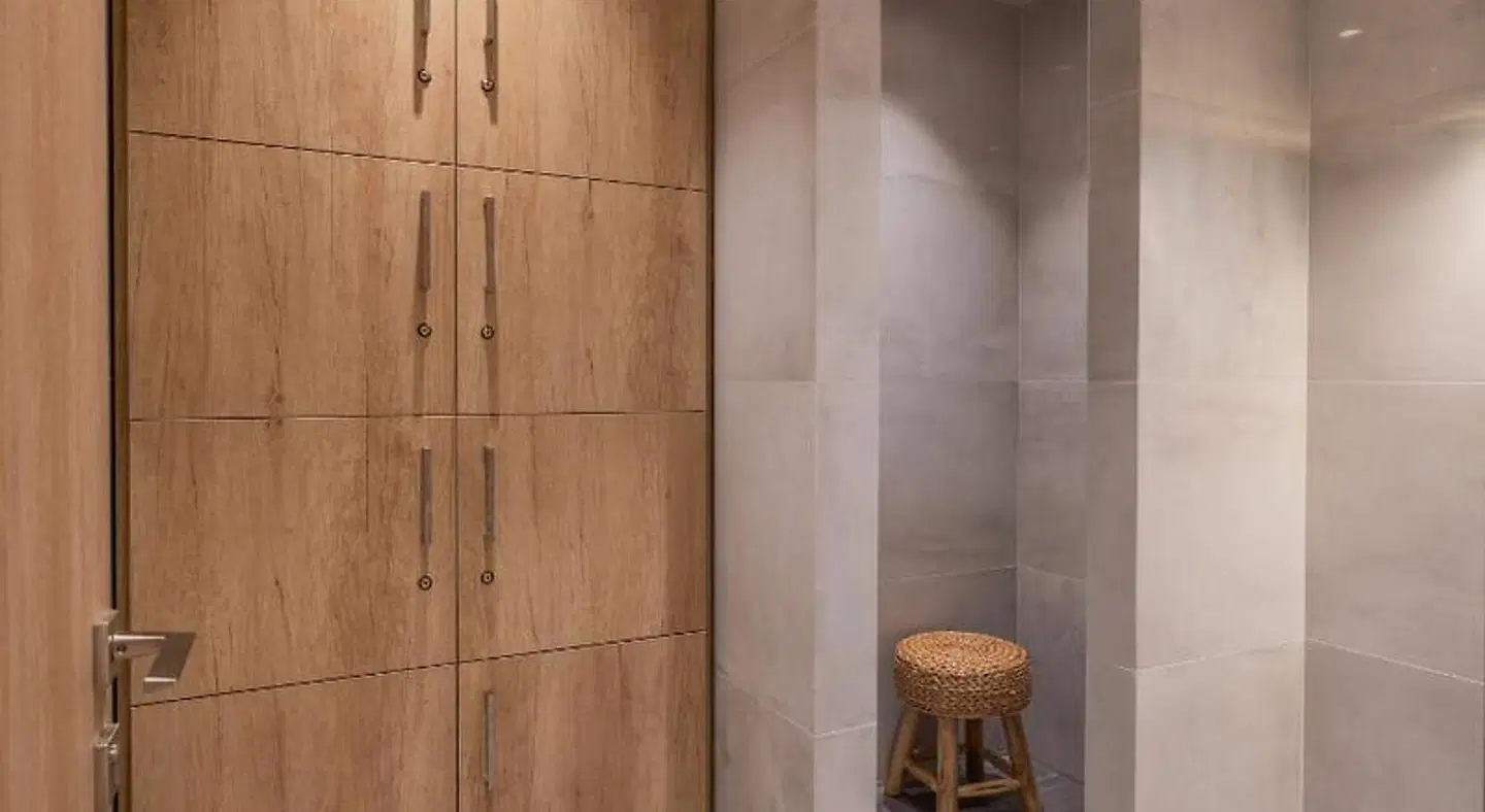 Ionian Plaza Hotel BATHROOM