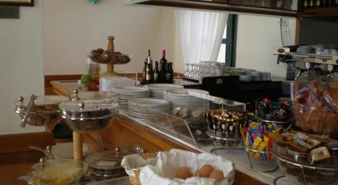Ionian Plaza Hotel RESTAURANT