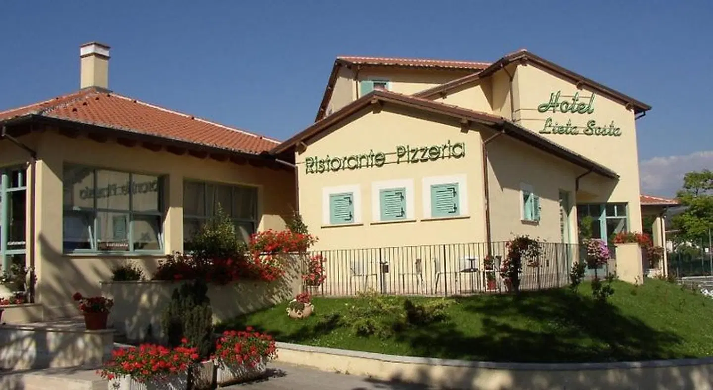 Lieta Sosta EXTERIOR