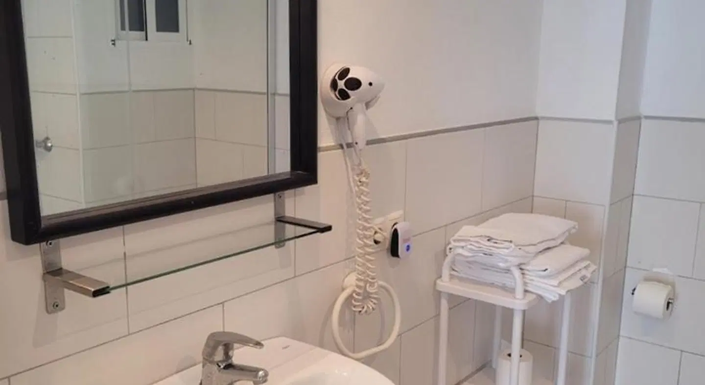 Apartamentos Arcadio BATHROOM