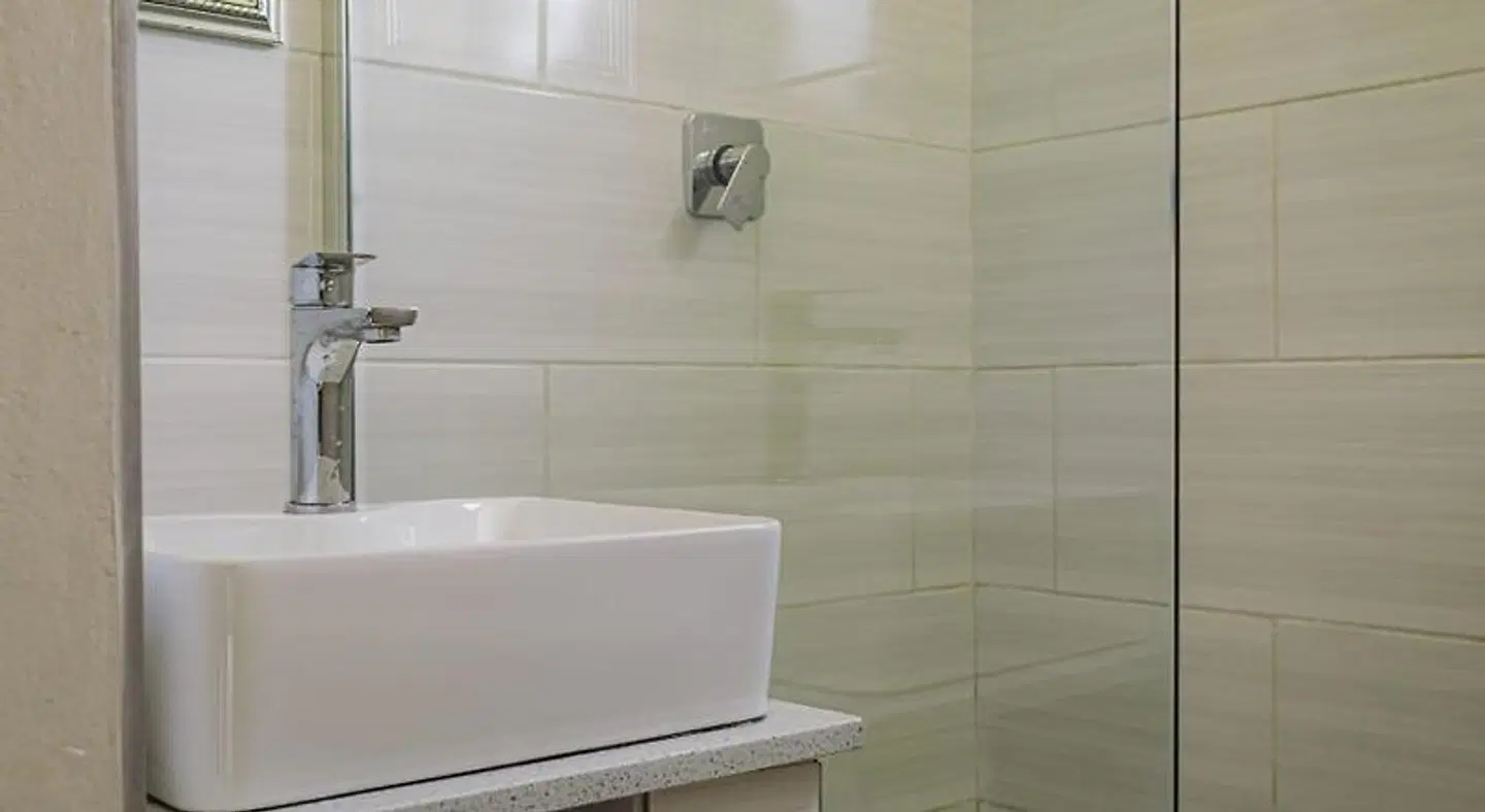 Serene Pastures BATHROOM