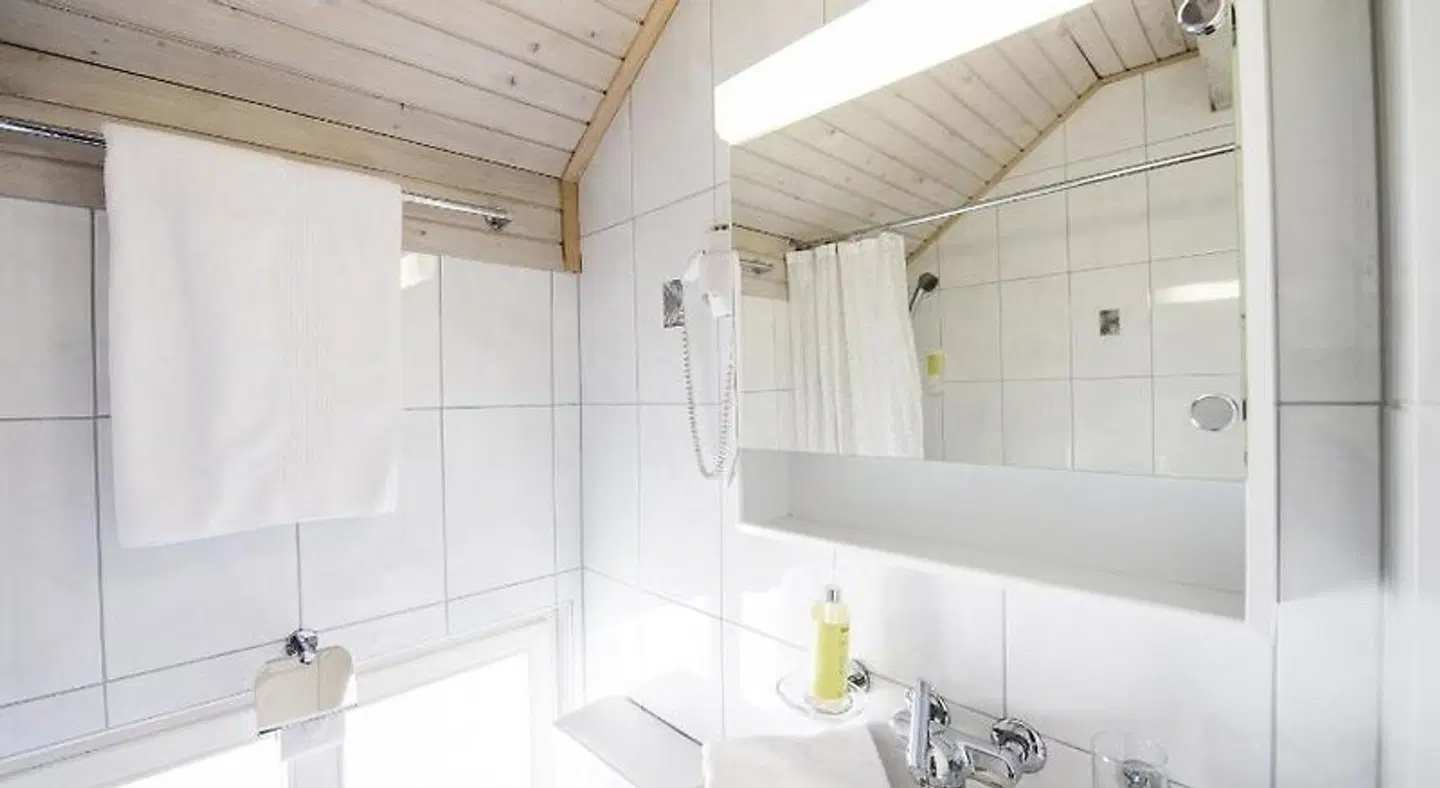 Hotel Sternen BATHROOM