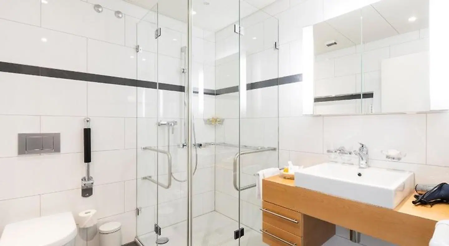 Park-Hotel am Rhein - Gesundheitshotel und Residenzen BATHROOM