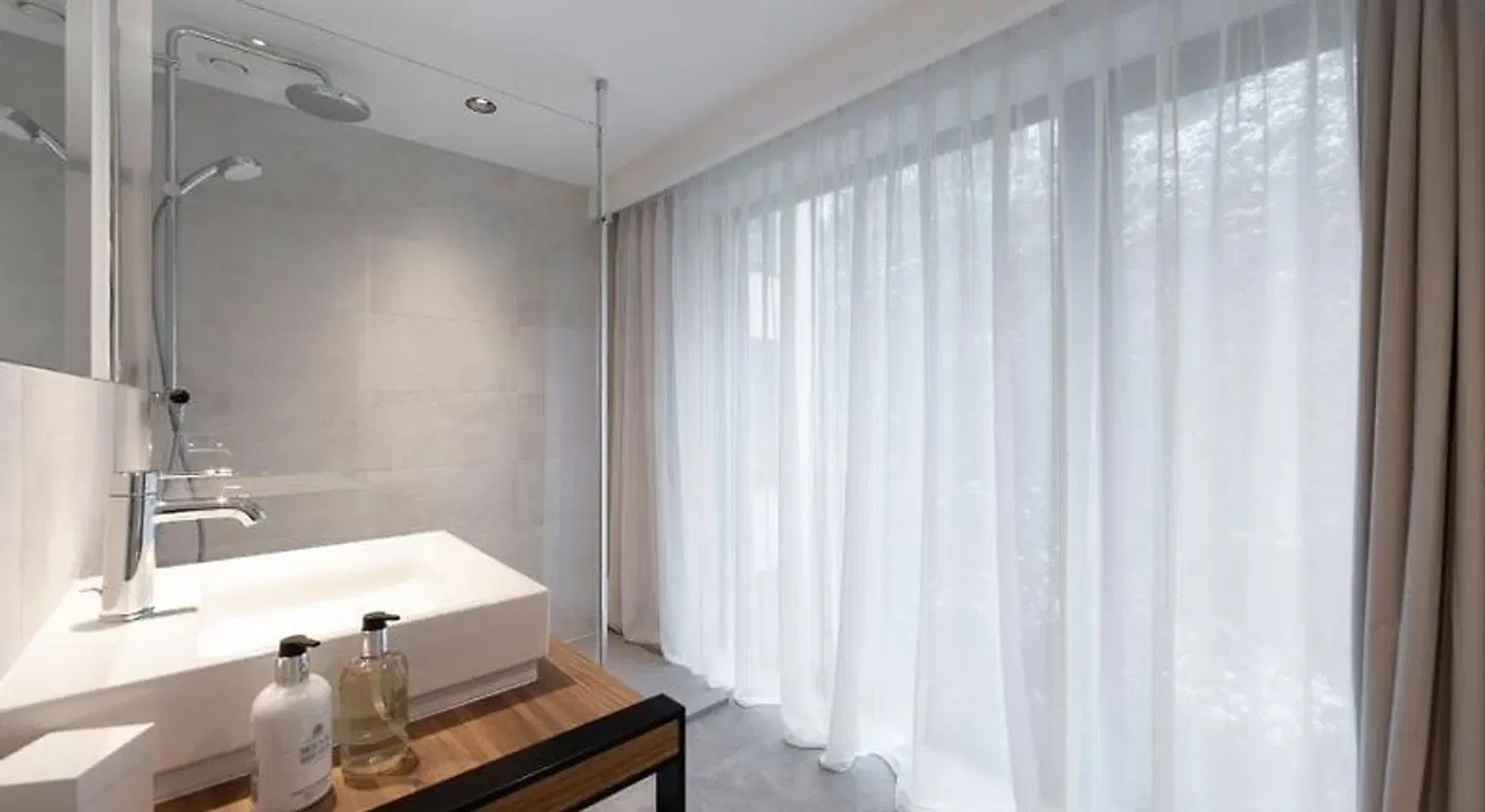 The Central Kirchberg-Smart Aparthotel BATHROOM