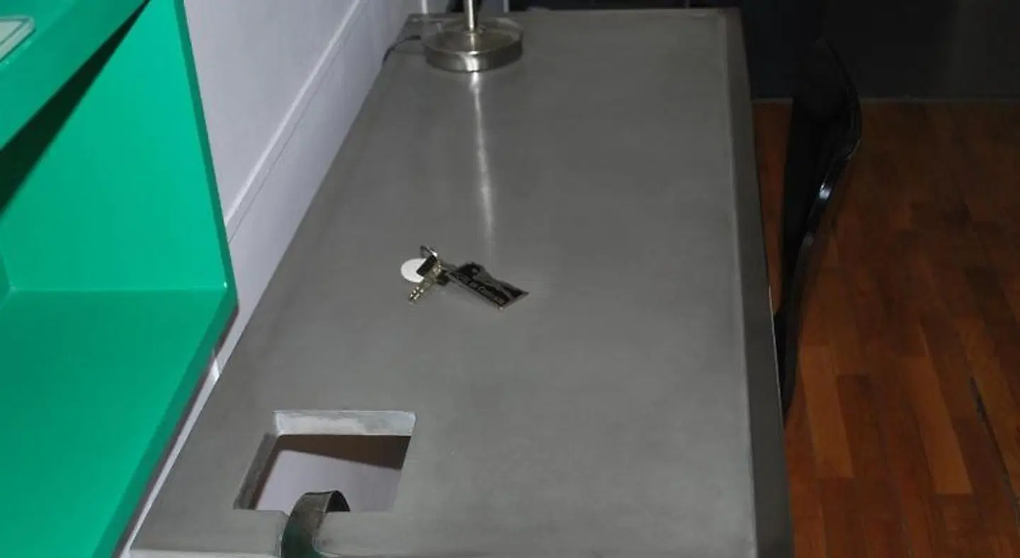 Hotel le Corbusier BATHROOM