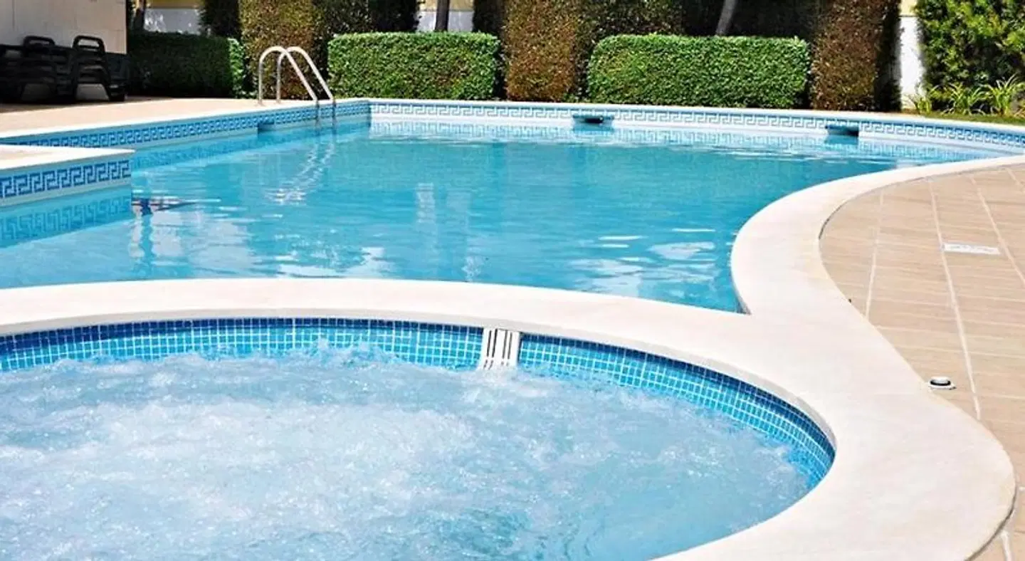 Uma Casa a Beira Sol OUTDOOR_POOL