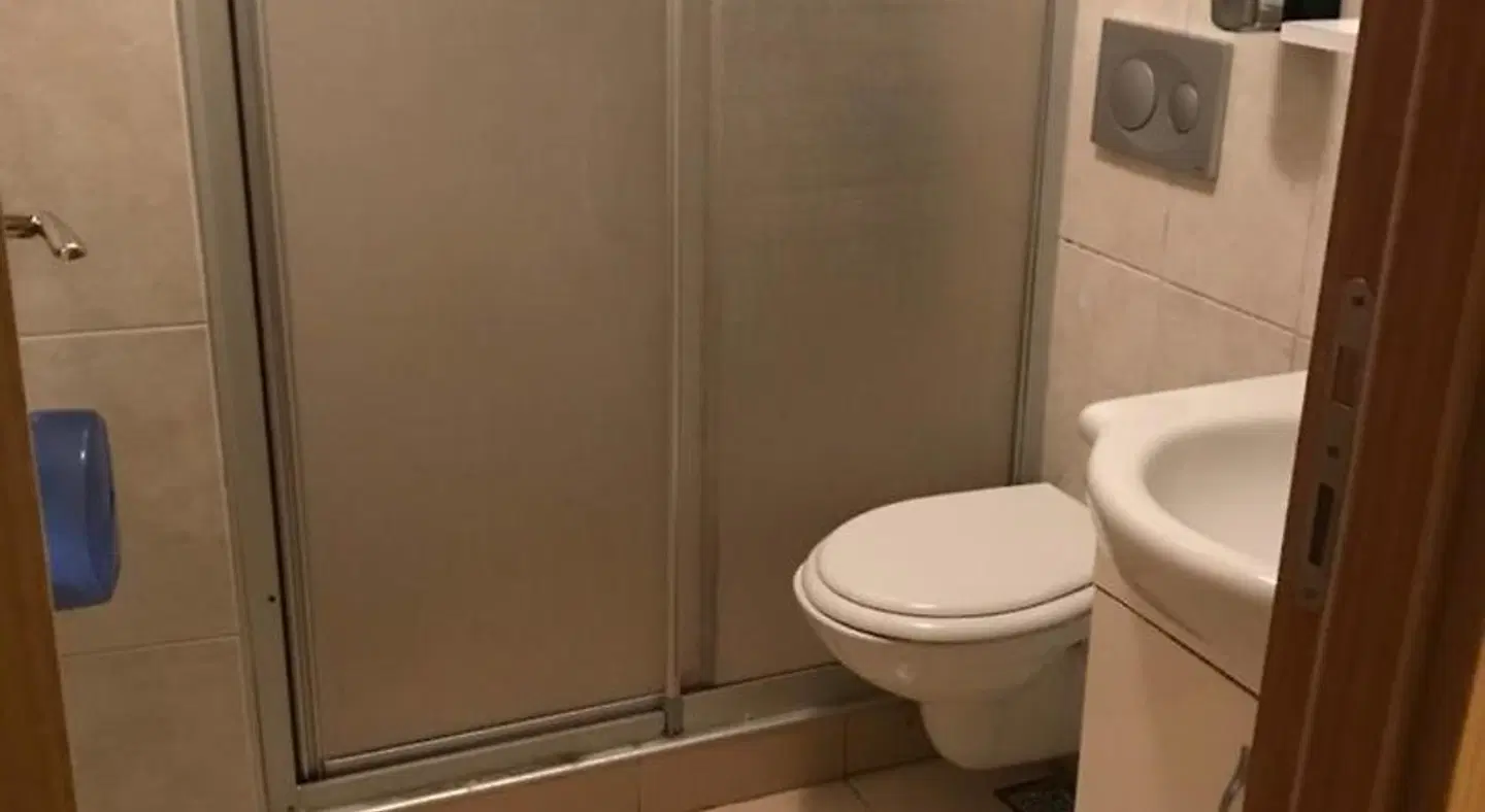 Alt'nboynuz Family Hotel BATHROOM