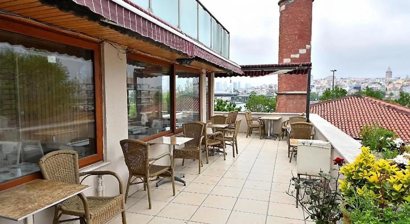 Alt'nboynuz Family Hotel TERRACE