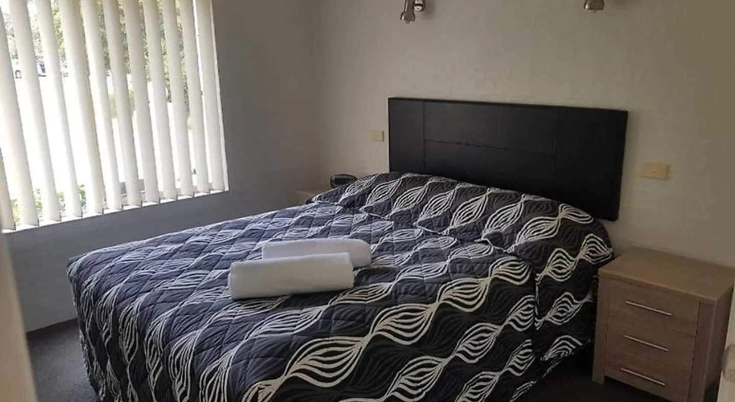 Bayview Apartments ROOM_EXAMPLE